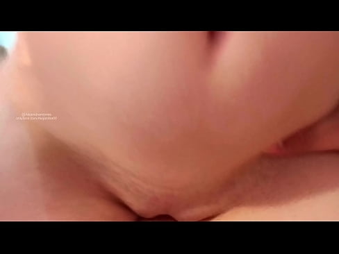 ❤️ Spím v pokoji své sestry a tak jsem se probudila ❤️ Tvrdé porno u cs.eviewporn.ru ❤